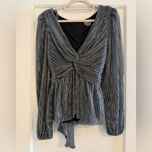 NWT Arula Metallic Shimmer Peplum V-Neck Tie Waist Black Silver Blouse 1X $70